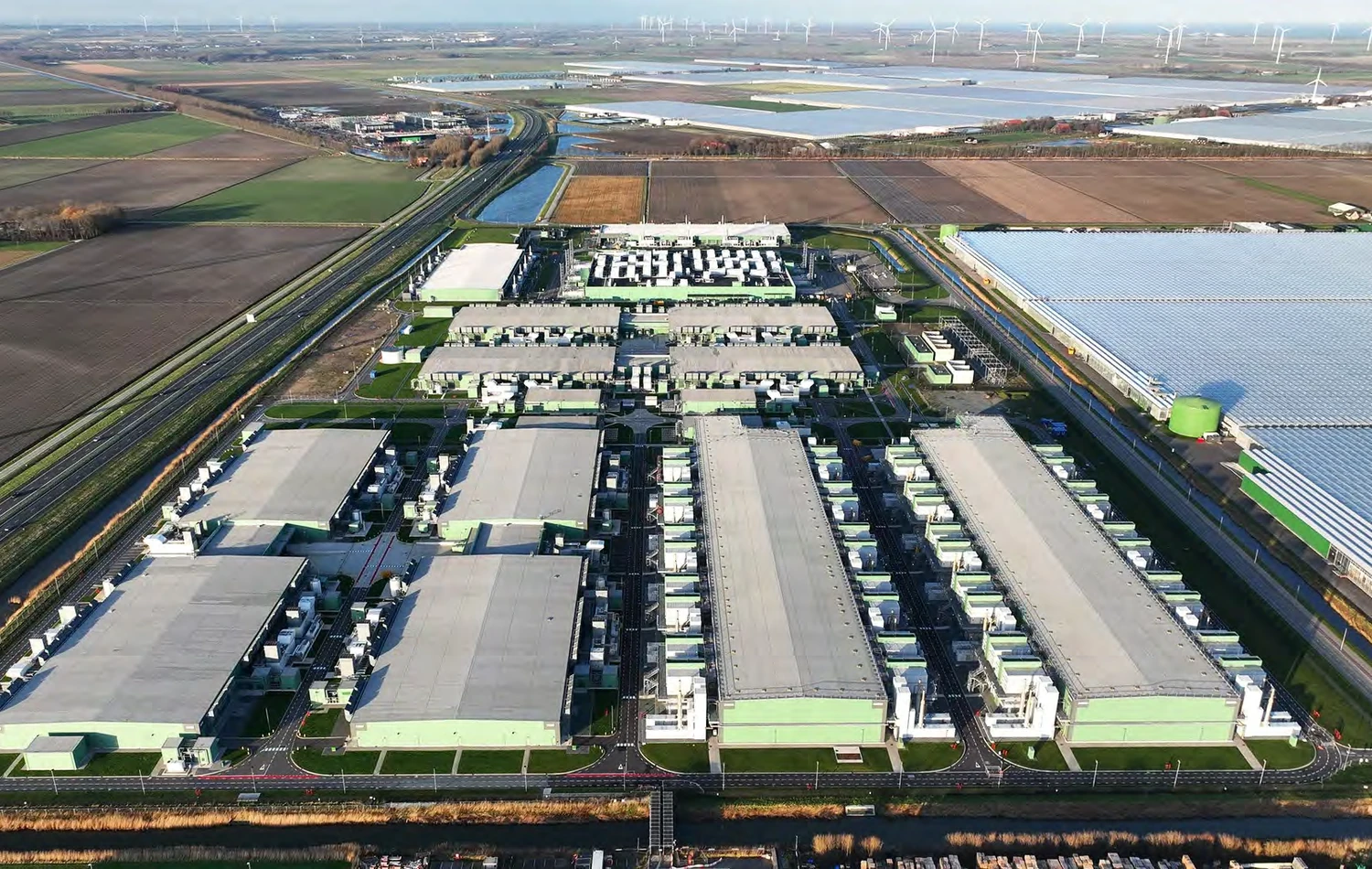 Hyperscale data center in Quincy, Washington, delivered with Decima International project management